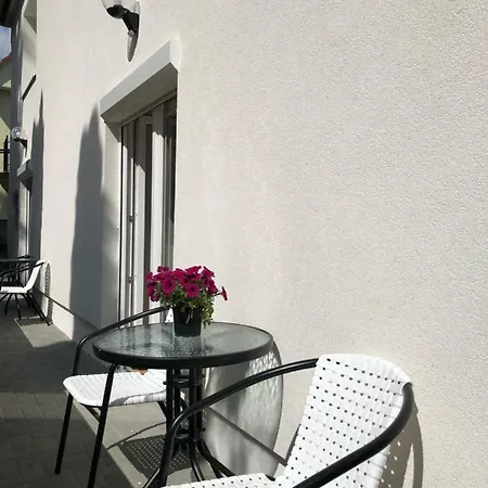 Ferienwohnung White Crow House Hévíz Exterior foto