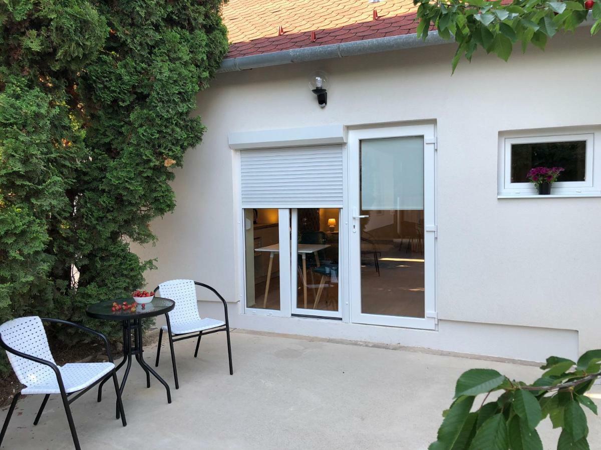 Appartamento White Crow House *