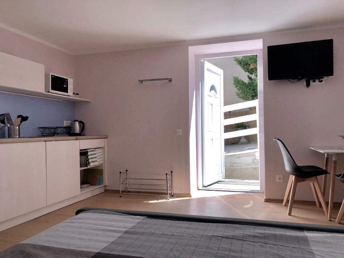 White Crow House Apartment